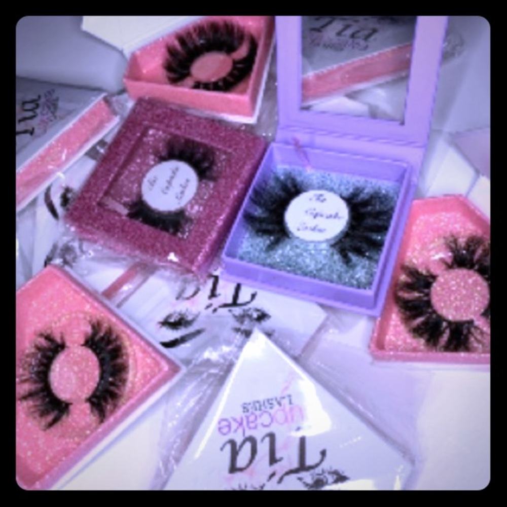 Mink eyelashes $17 a box.